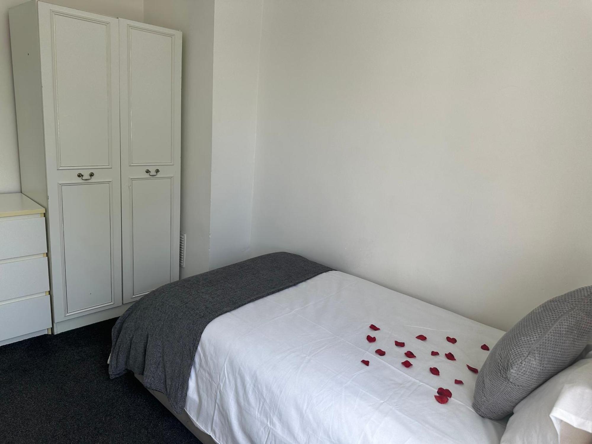Experience London With Easy Villa Bromley Exterior foto